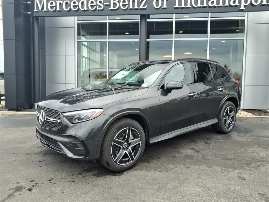 2026 Mercedes Benz GLC 300 4MATIC photo 2