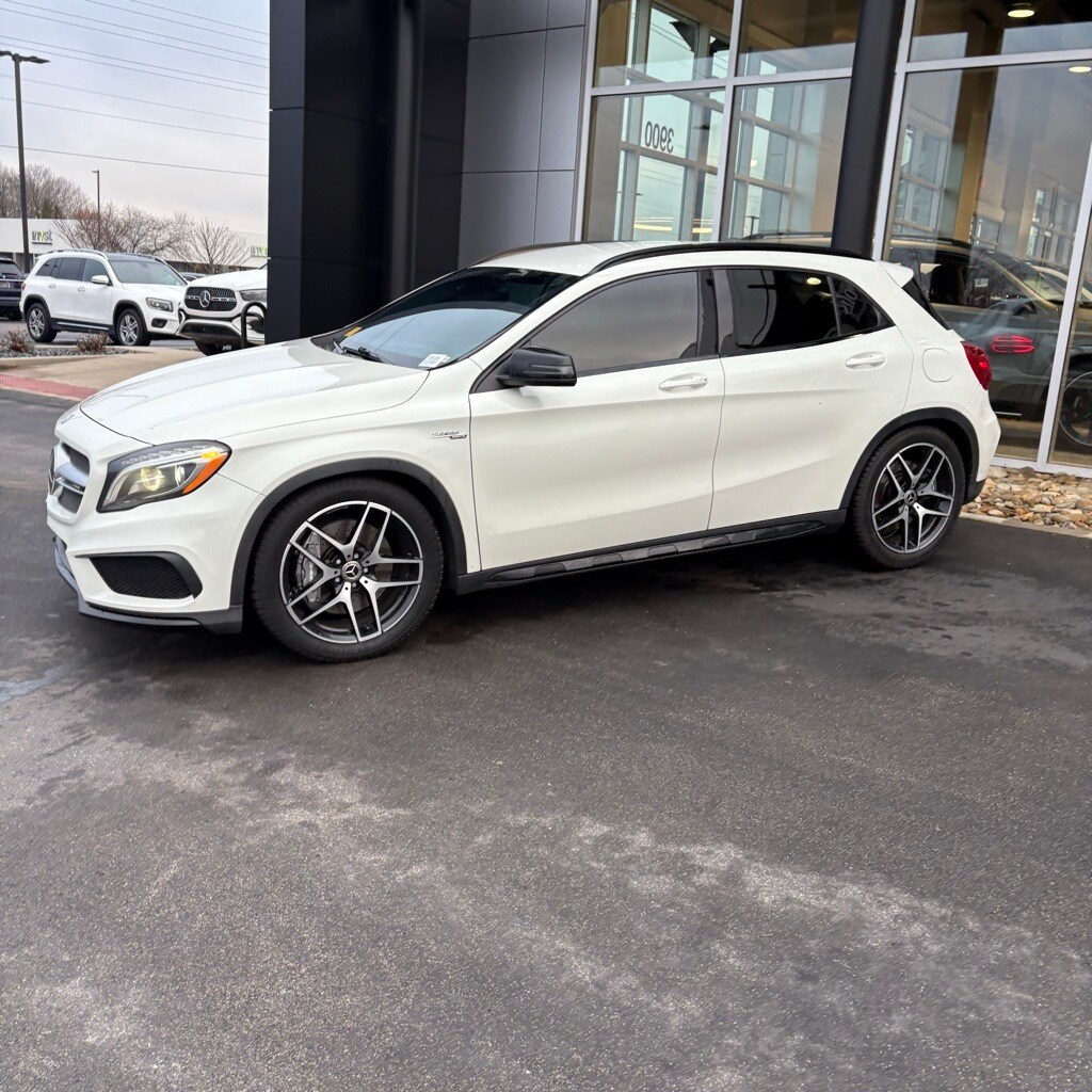 2015 Mercedes Benz GLA 45 AMG photo 3