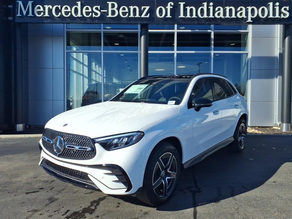 2026 Mercedes-Benz GLC Base's photo