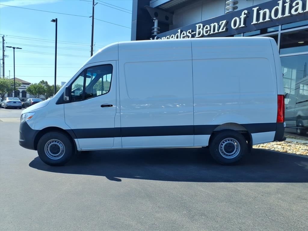 New 2025 Mercedes-Benz Sprinter 2500 Standard Roof 4-Cyl Diesel Van Cargo Van