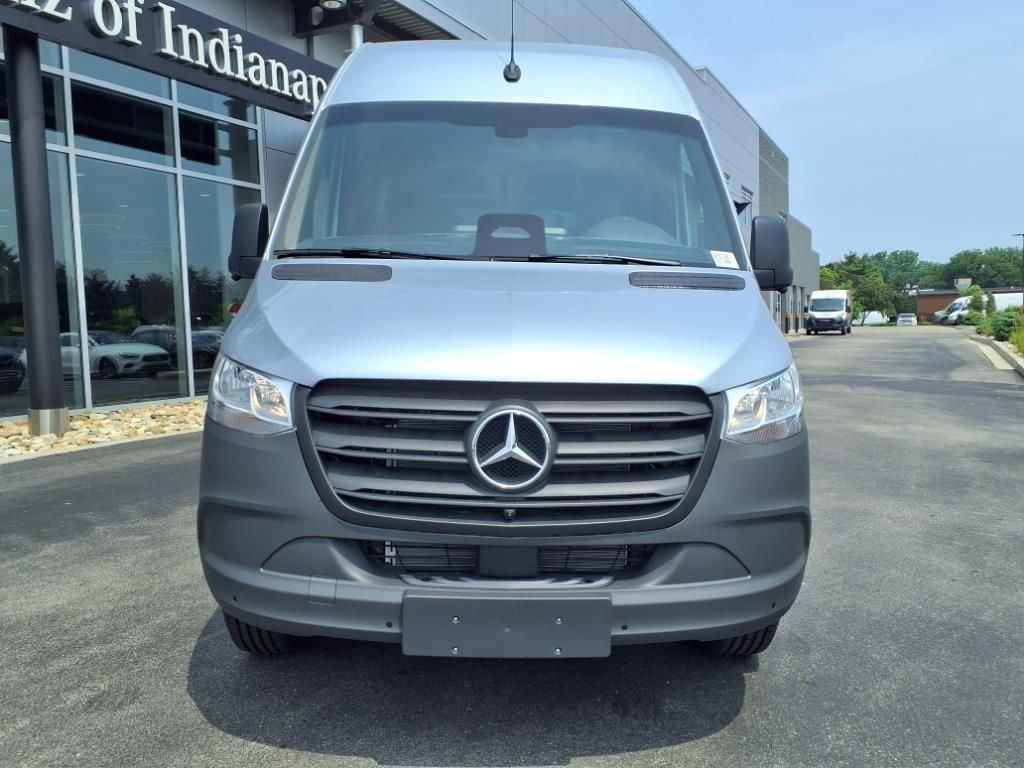 2025 Mercedes-Benz Sprinter Passenger Van Base - Photo 9