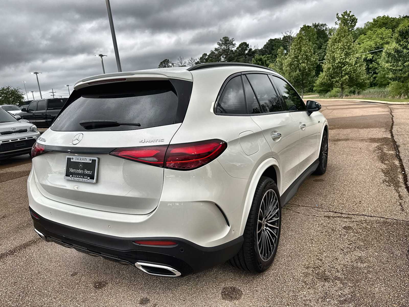 Thumbnail: 2025 Mercedes-Benz GLC - 8