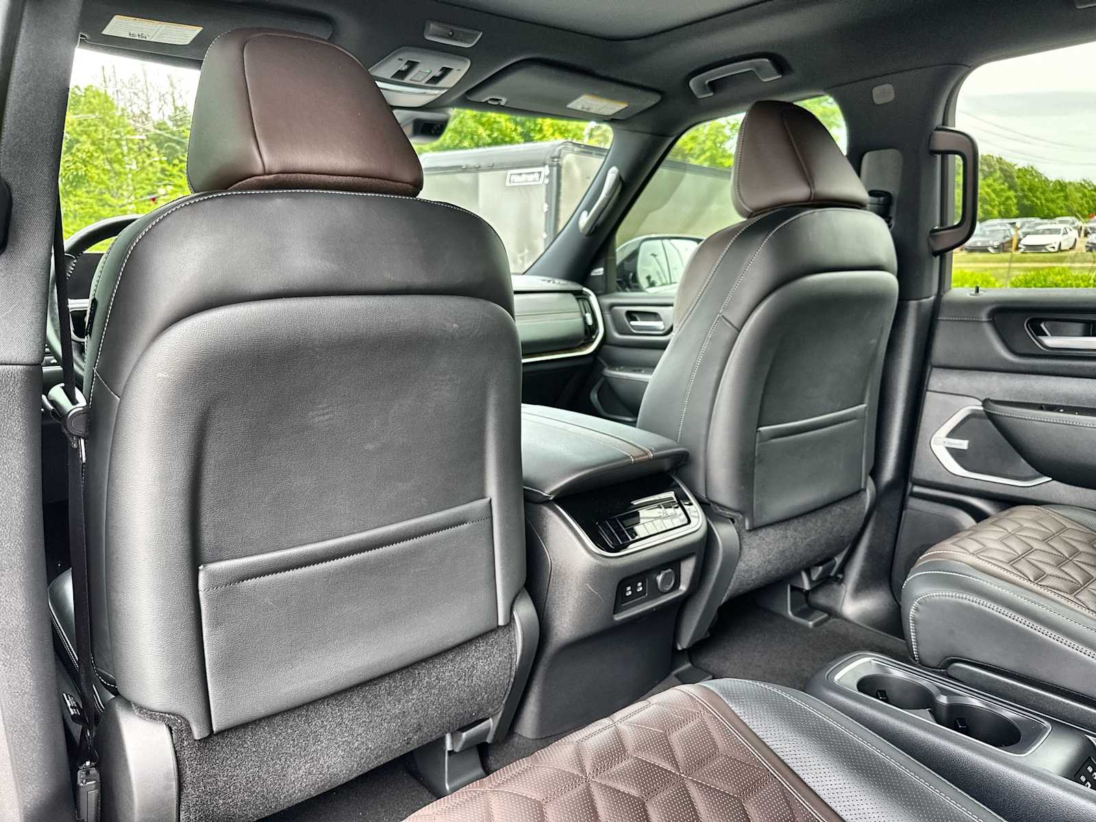 Thumbnail: 2025 Nissan Armada - 18