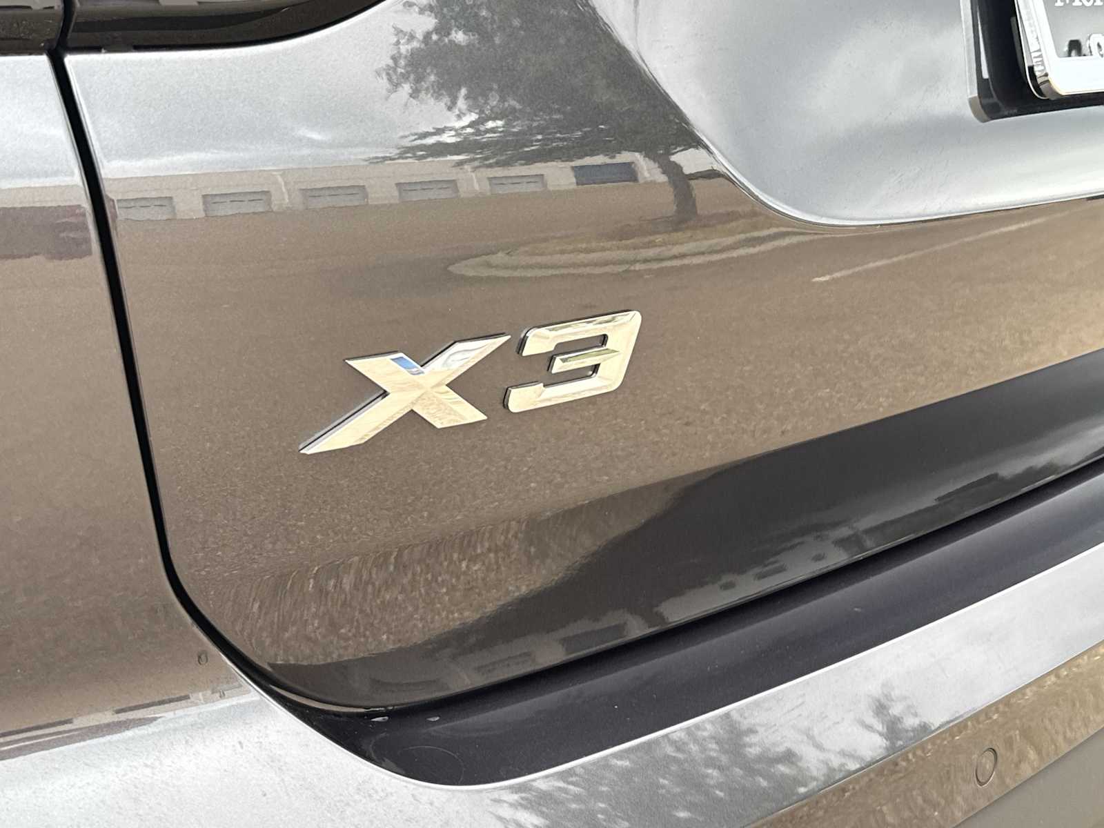 Thumbnail: 2022 BMW X3 - 11