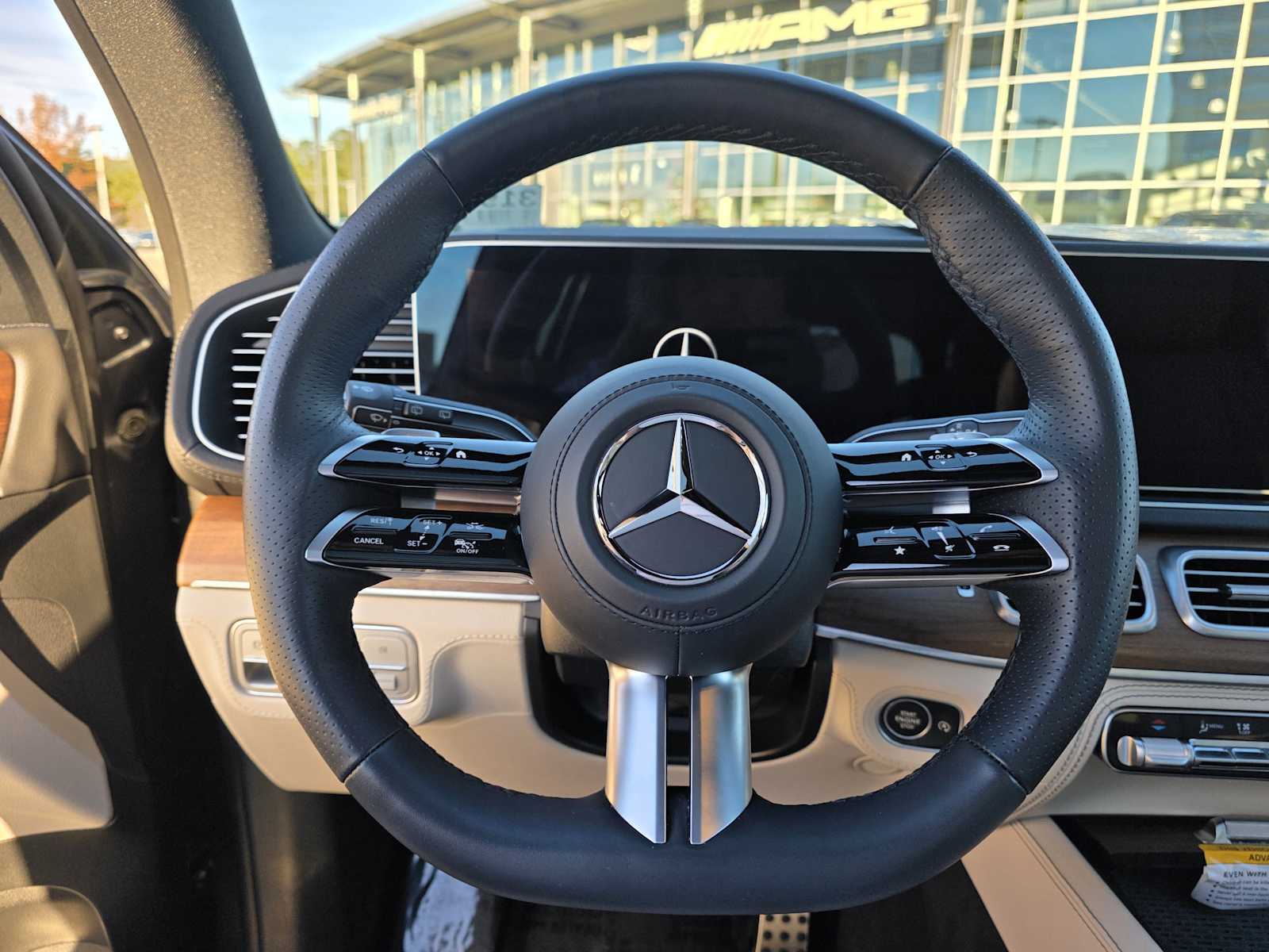 Thumbnail: 2025 Mercedes-Benz GLS - 24