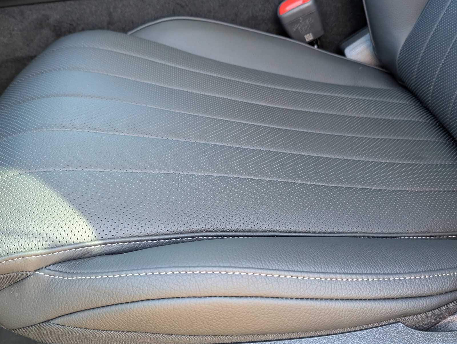 Thumbnail: 2026 Mercedes-Benz E-Class - 22