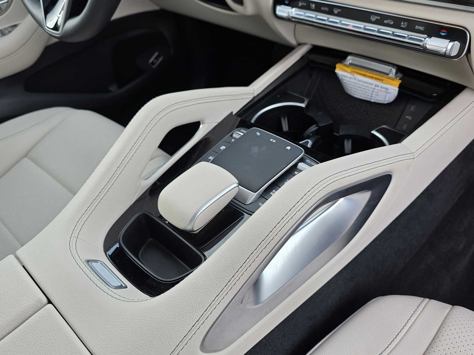 Thumbnail: 2025 Mercedes-Benz GLE - 10