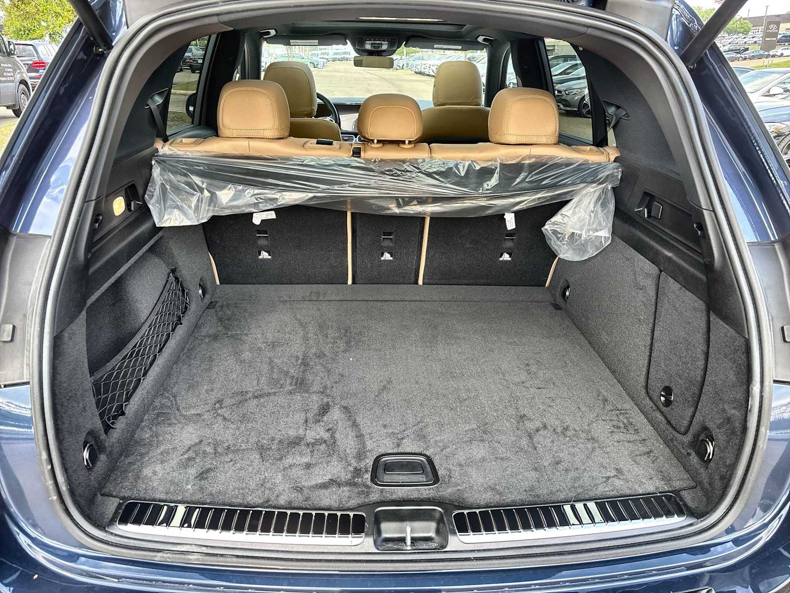 Thumbnail: 2026 Mercedes-Benz GLE - 17