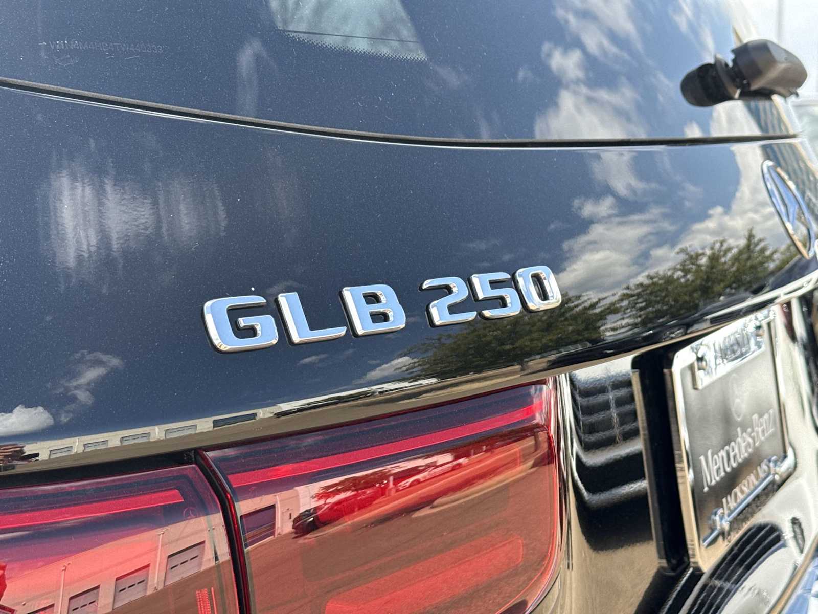 Thumbnail: 2026 Mercedes-Benz GLB - 11
