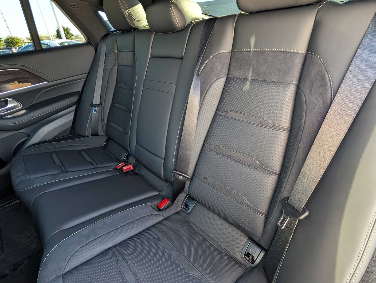 Thumbnail: 2026 Mercedes-Benz GLE - 22