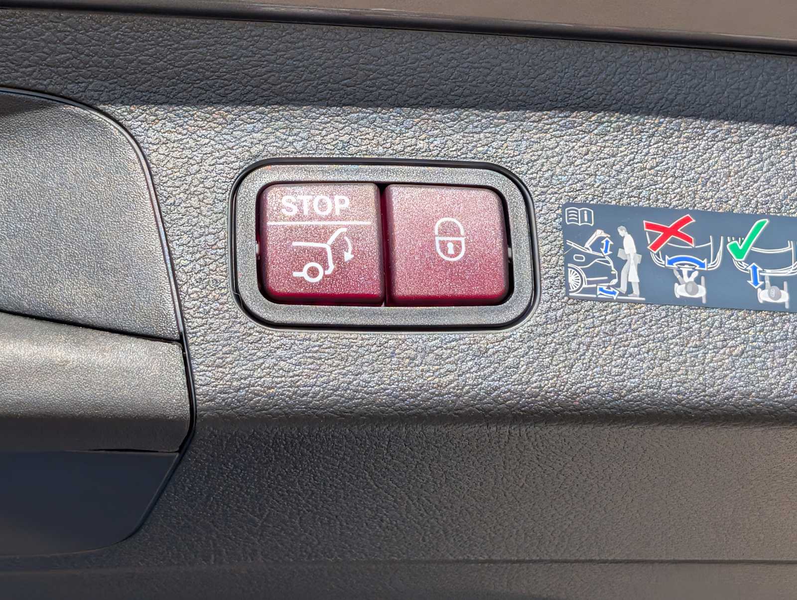 Thumbnail: 2026 Mercedes-Benz GLS - 25