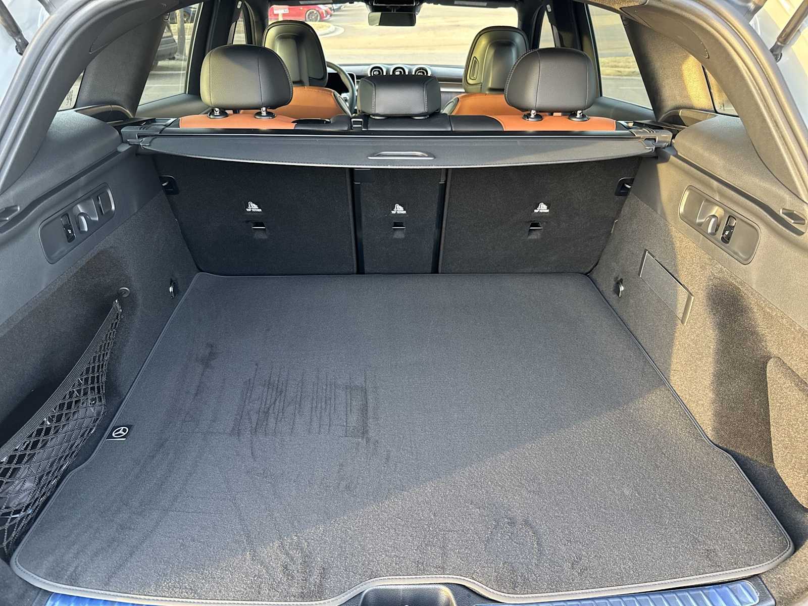 Thumbnail: 2026 Mercedes-Benz GLC - 26