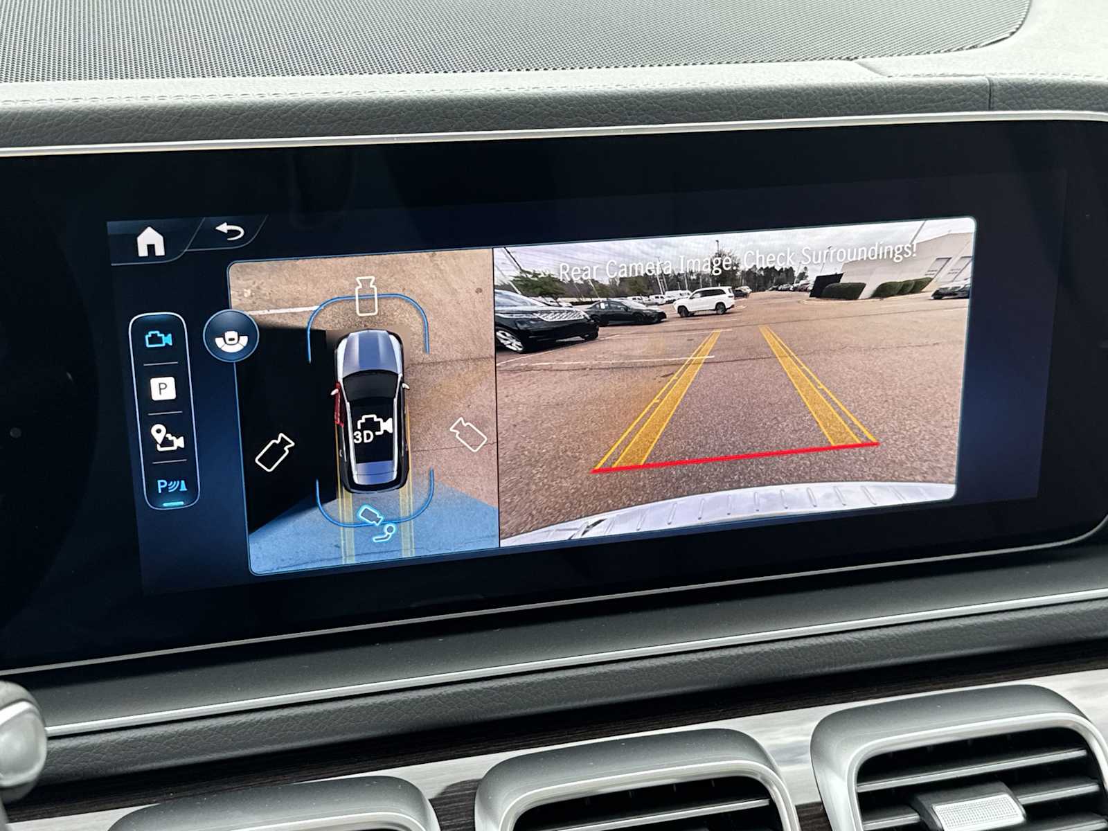 Thumbnail: 2026 Mercedes-Benz GLE - 22