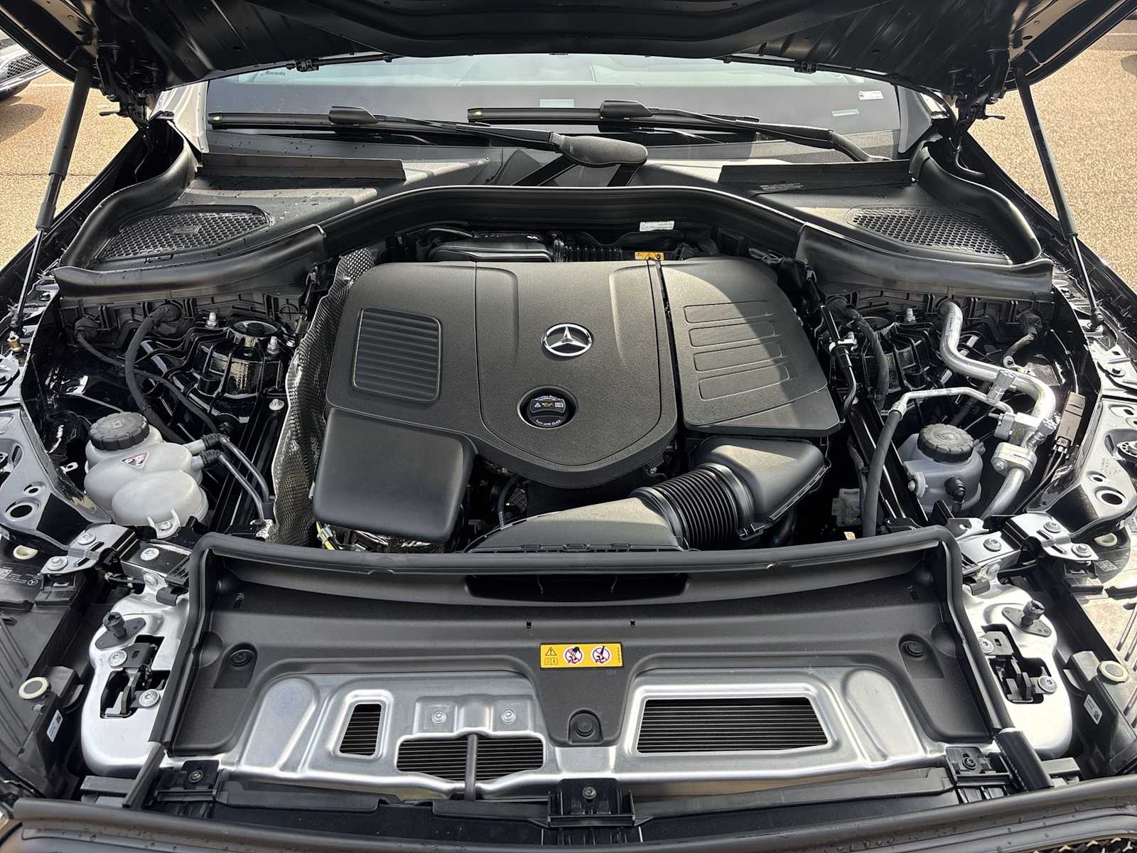 Thumbnail: 2026 Mercedes-Benz GLC - 13