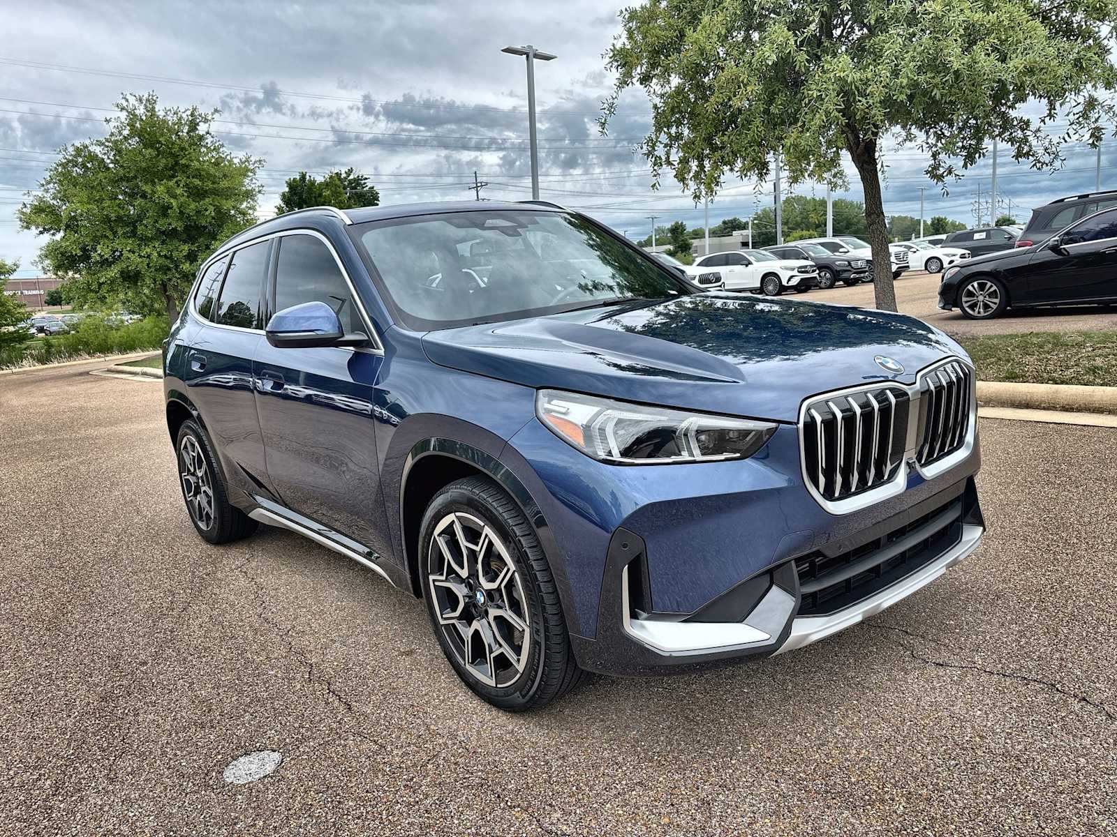 Thumbnail: 2025 BMW X1 - 11