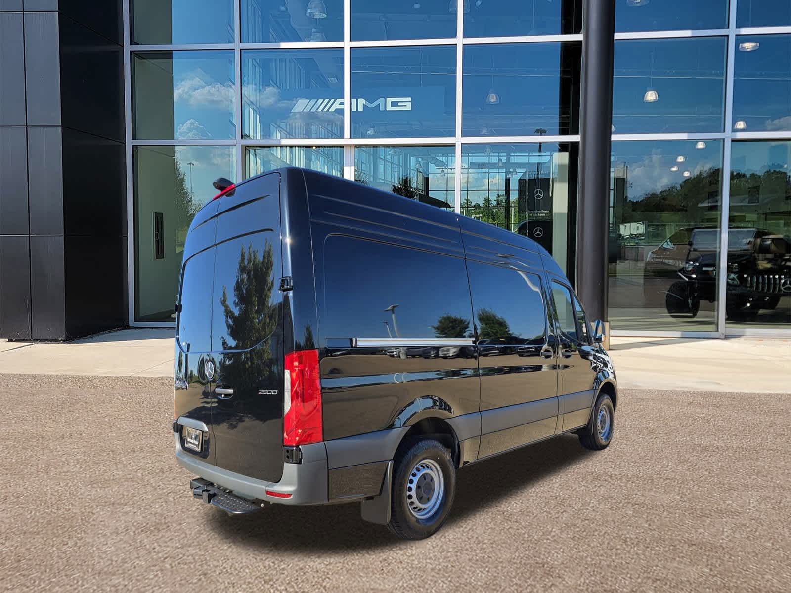 Thumbnail: 2026 Mercedes-Benz Sprinter - 6