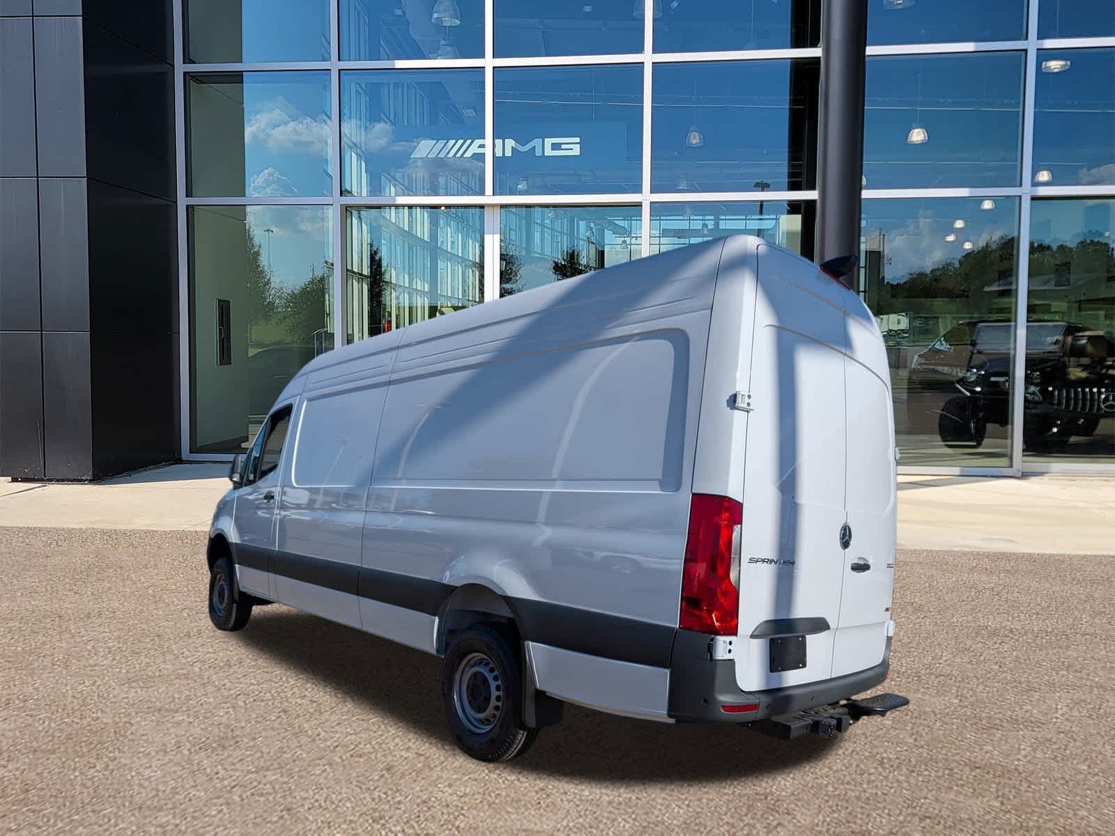 Thumbnail: 2026 Mercedes-Benz Sprinter - 6