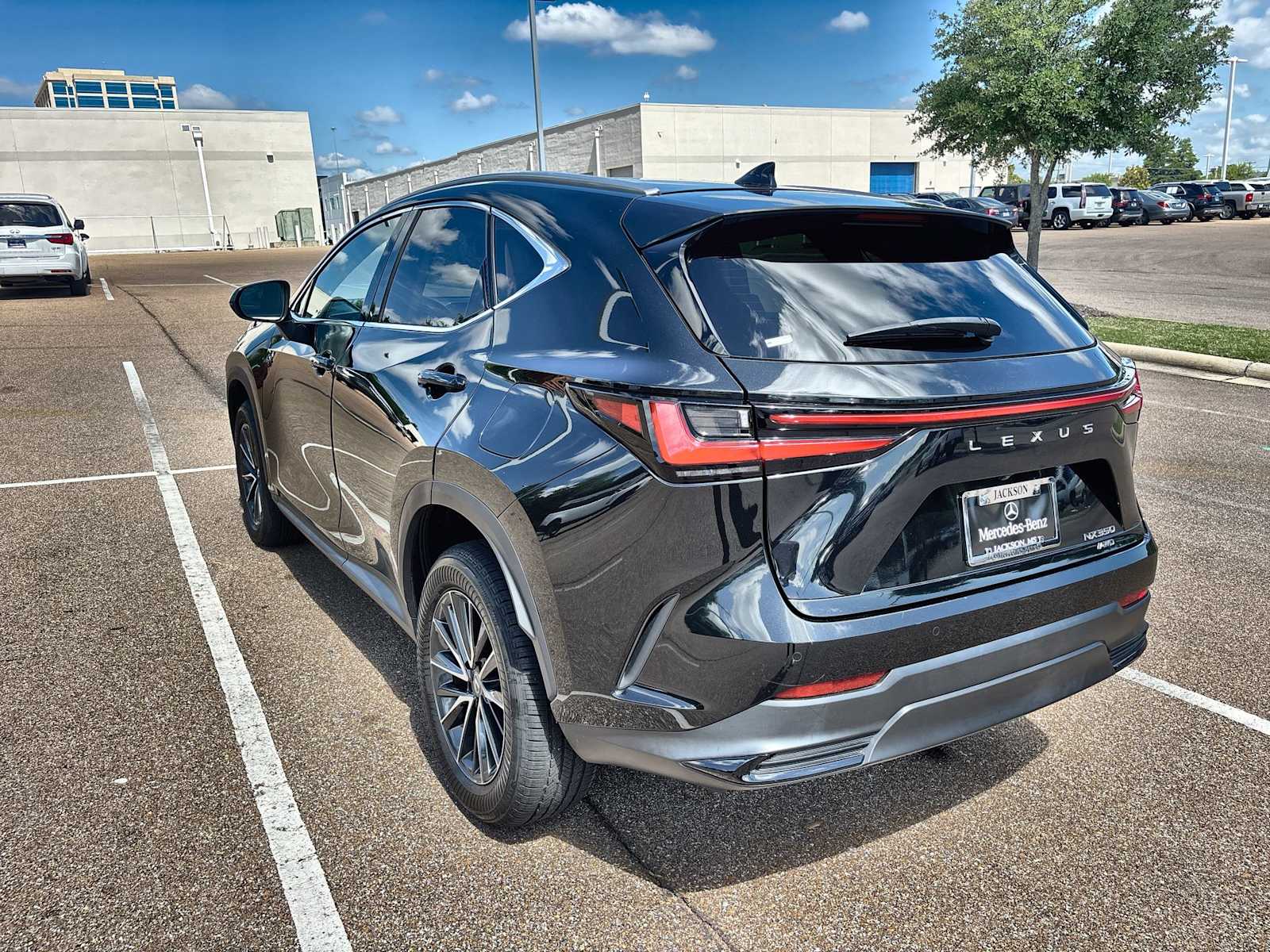 Thumbnail: 2024 Lexus ES - 5