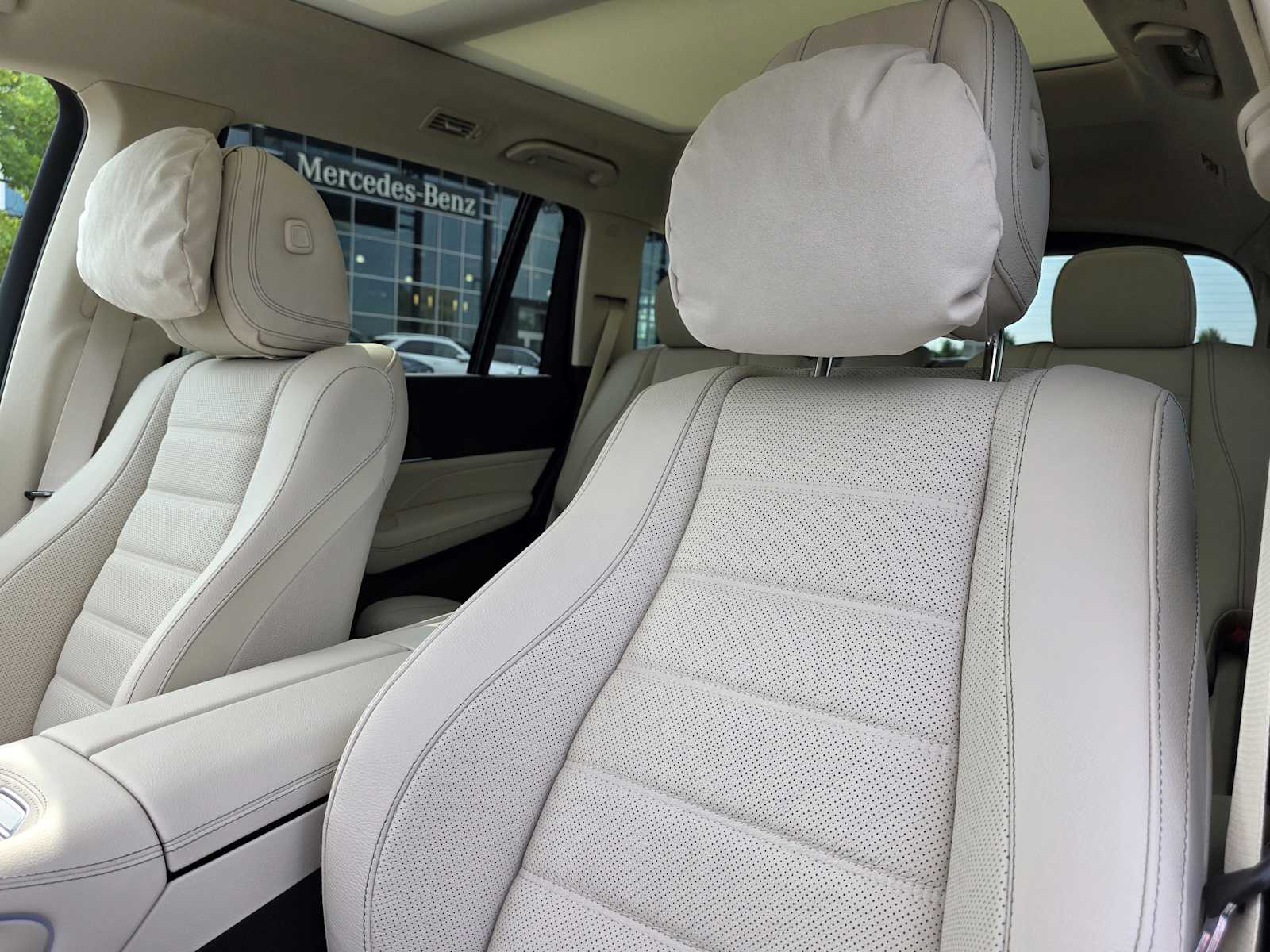 Thumbnail: 2026 Mercedes-Benz GLS - 16