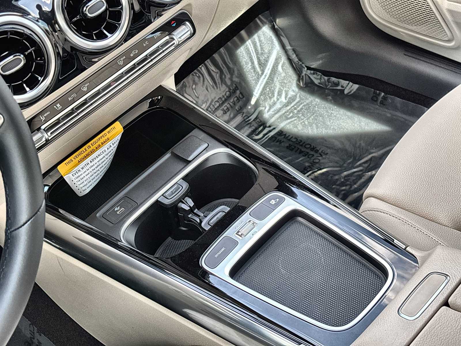 Thumbnail: 2026 Mercedes-Benz GLA - 22