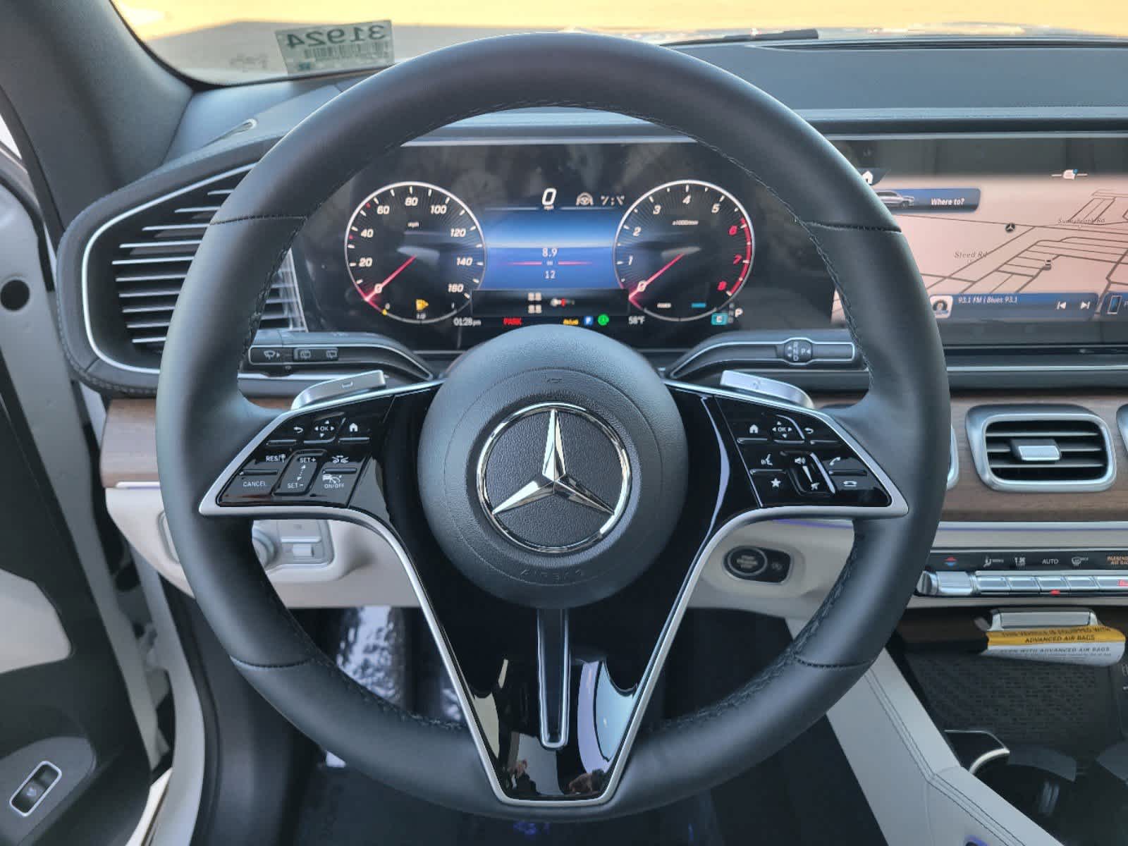 Thumbnail: 2025 Mercedes-Benz GLS - 17