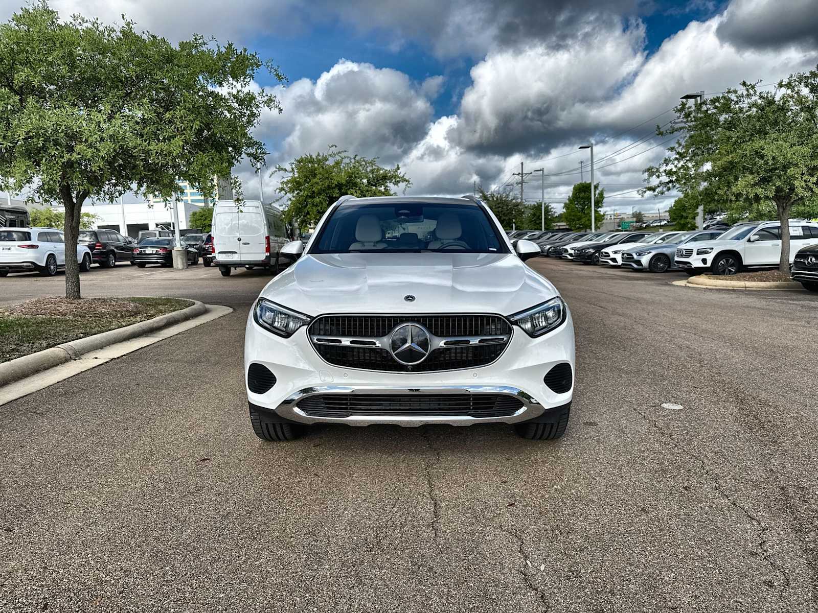 Thumbnail: 2026 Mercedes-Benz GLC - 12