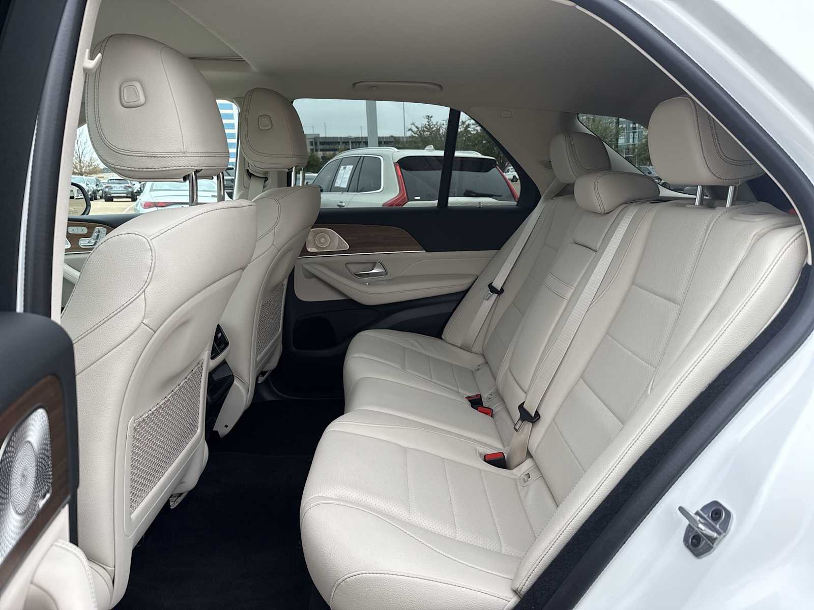 Thumbnail: 2026 Mercedes-Benz GLE - 18