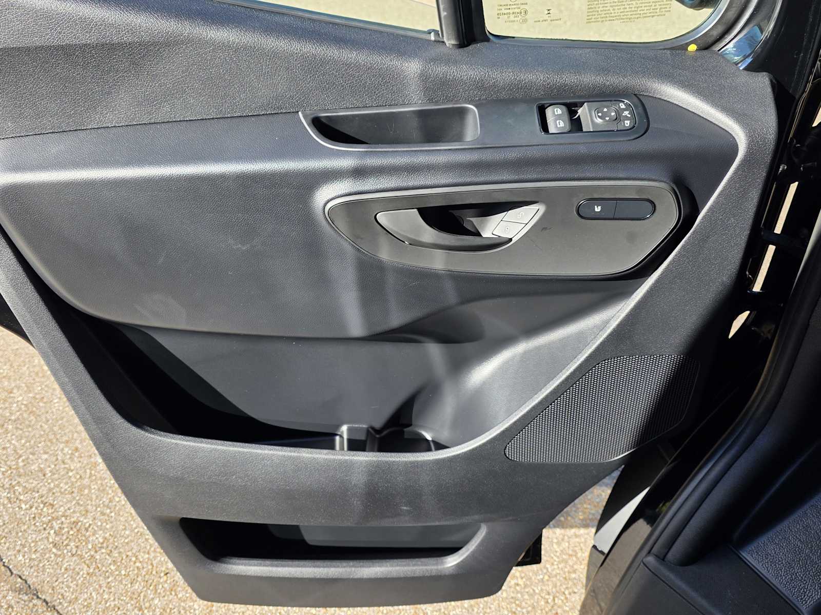 Thumbnail: 2026 Mercedes-Benz Sprinter - 16