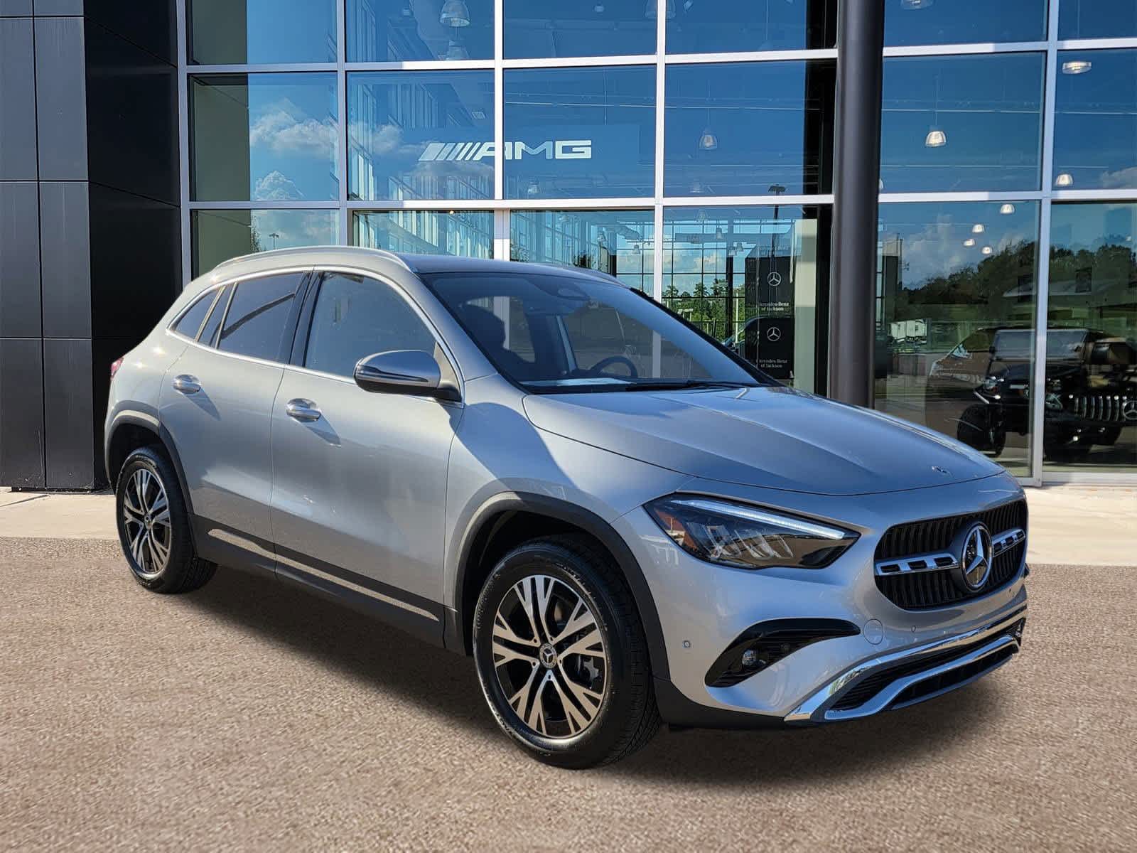 Thumbnail: 2026 Mercedes-Benz GLA - 3