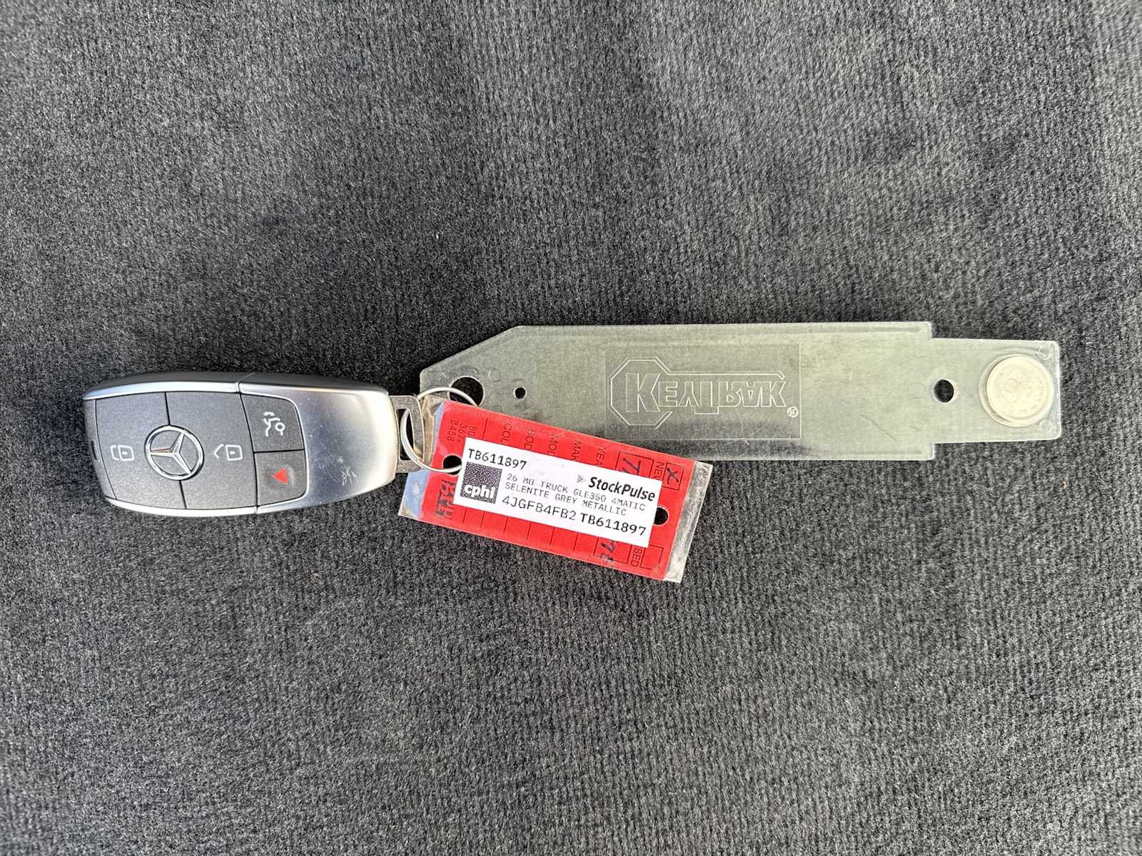 Thumbnail: 2026 Mercedes-Benz GLE - 27