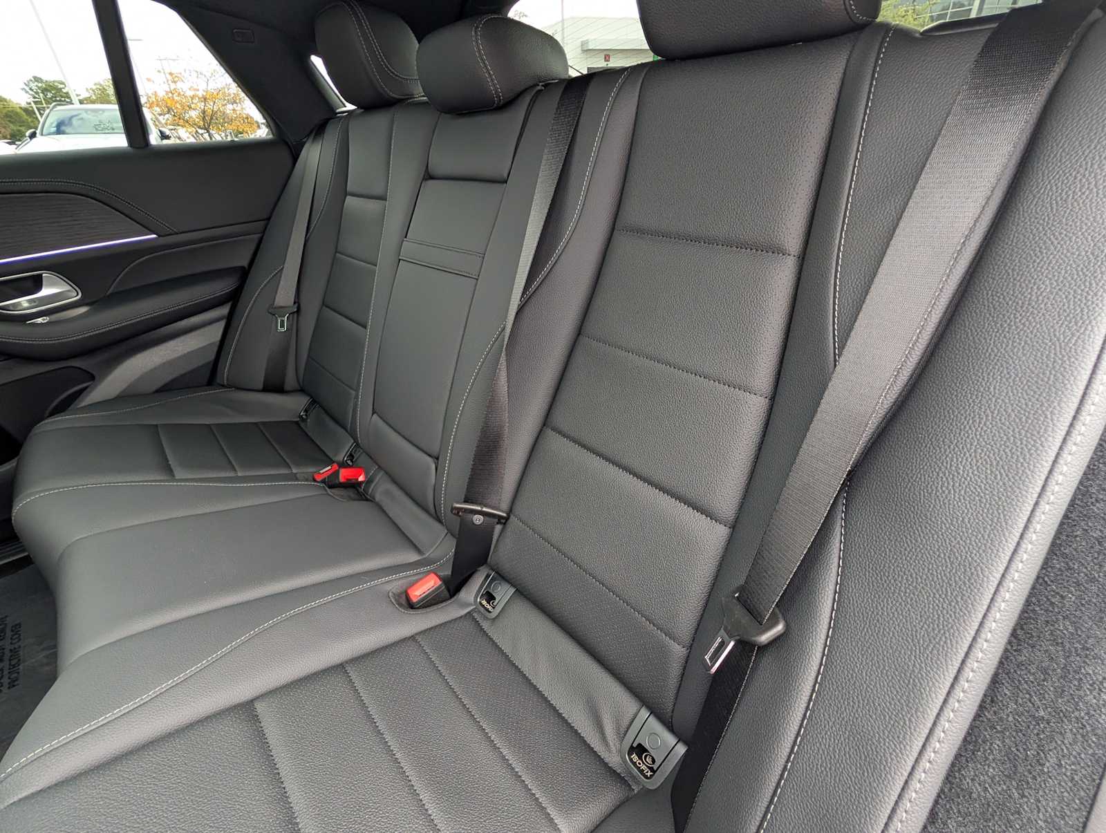 Thumbnail: 2026 Mercedes-Benz GLE - 24