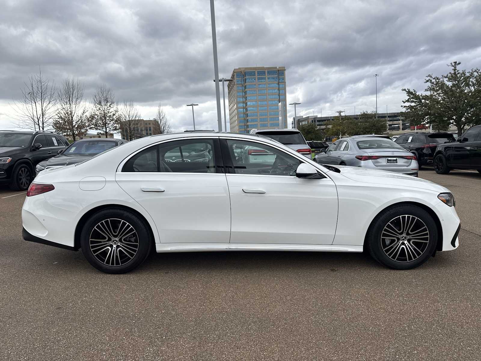 Thumbnail: 2026 Mercedes-Benz E-Class - 7