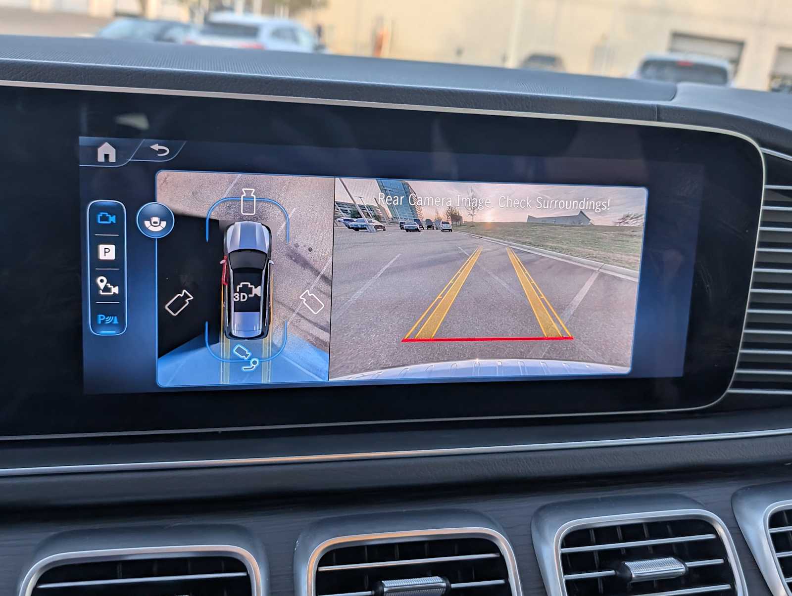 Thumbnail: 2025 Mercedes-Benz GLS - 18