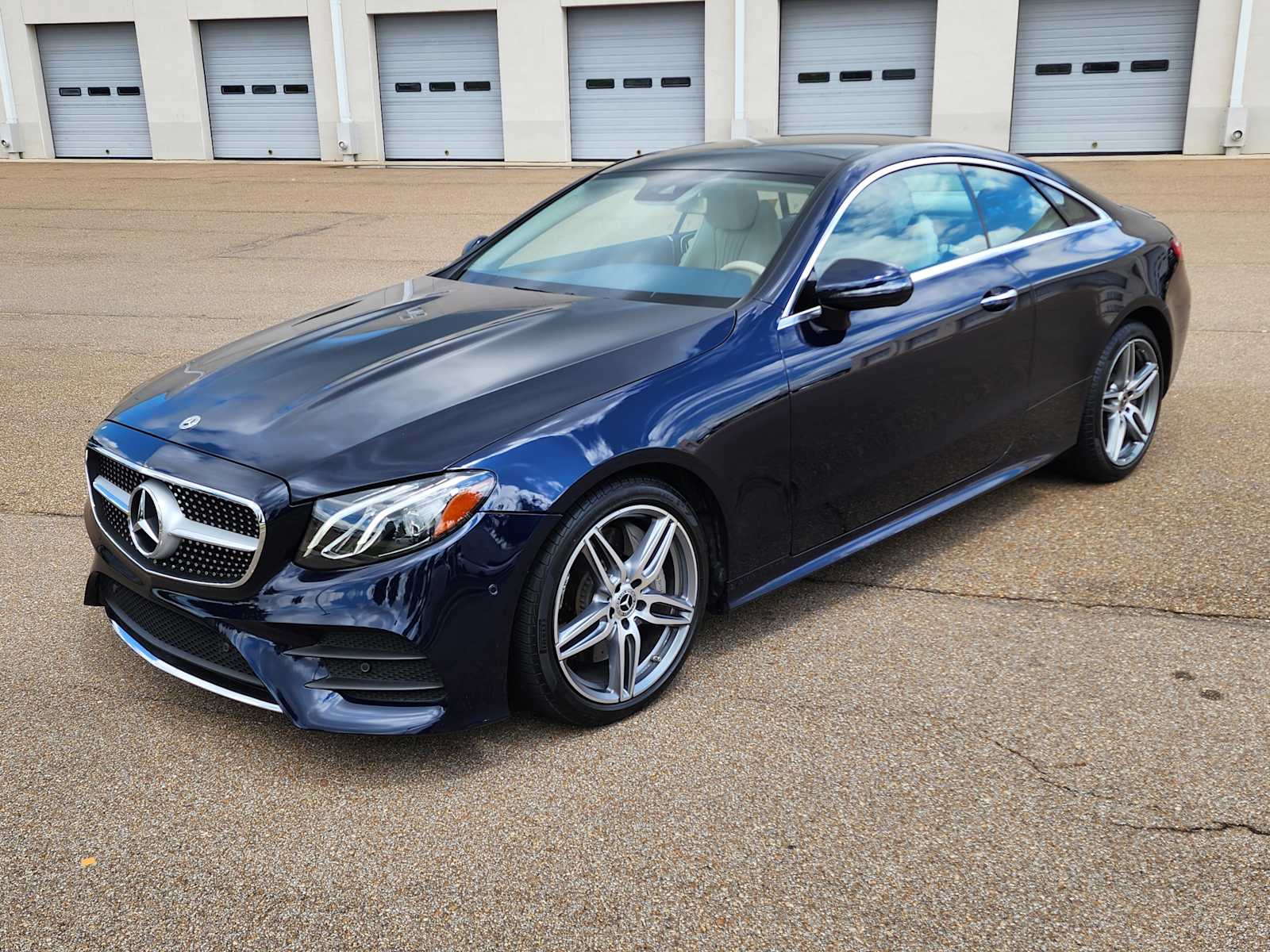 Thumbnail: 2018 Mercedes-Benz E-Class - 1