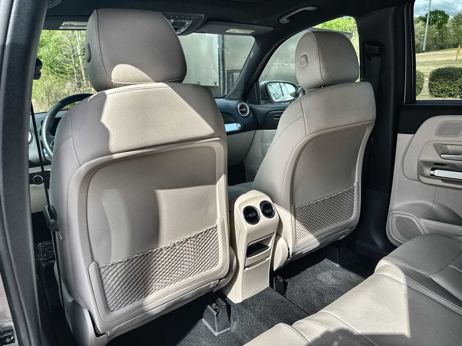 Thumbnail: 2025 Mercedes-Benz GLB - 18