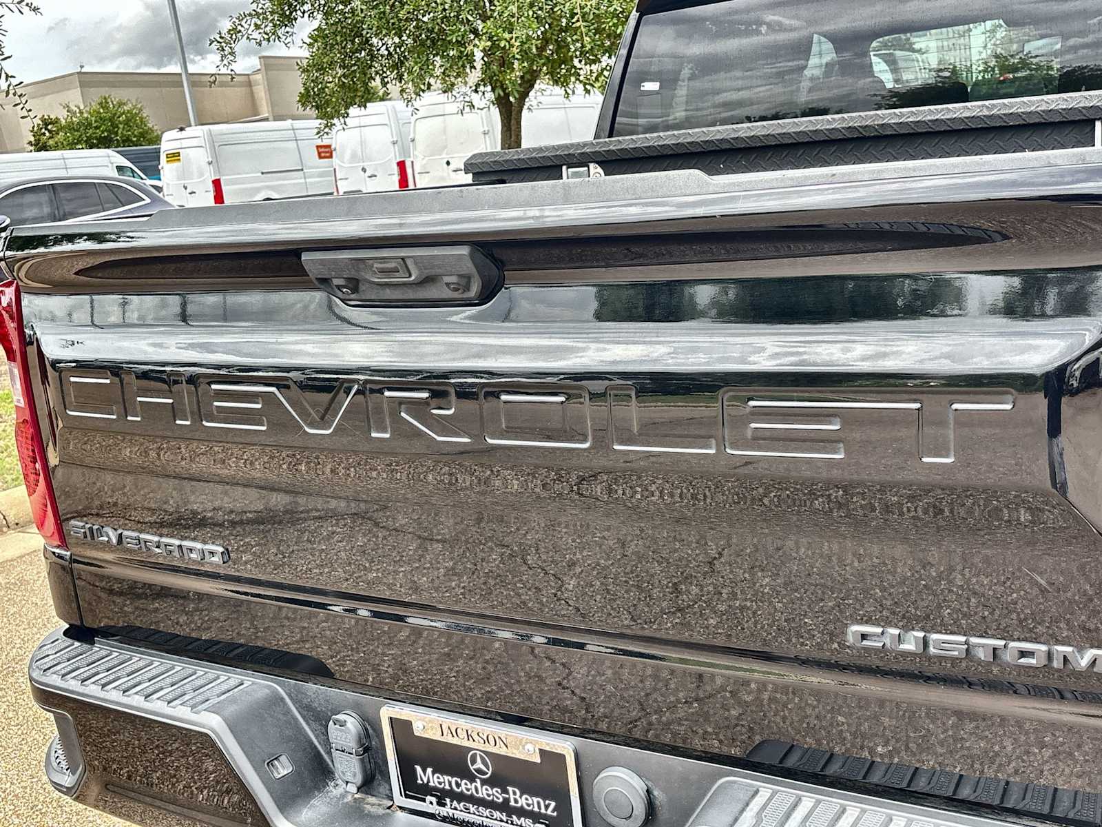 Thumbnail: 2022 Chevrolet Silverado 1500 - 16