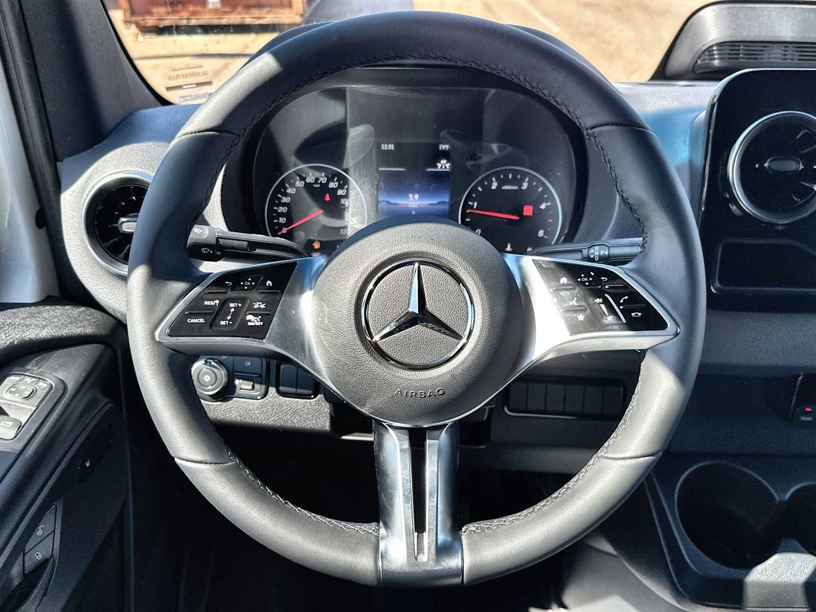 Thumbnail: 2026 Mercedes-Benz Sprinter - 19