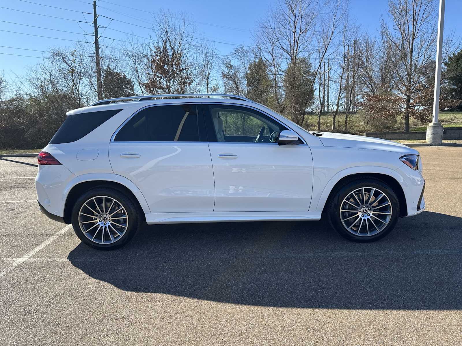 Thumbnail: 2026 Mercedes-Benz GLE - 7