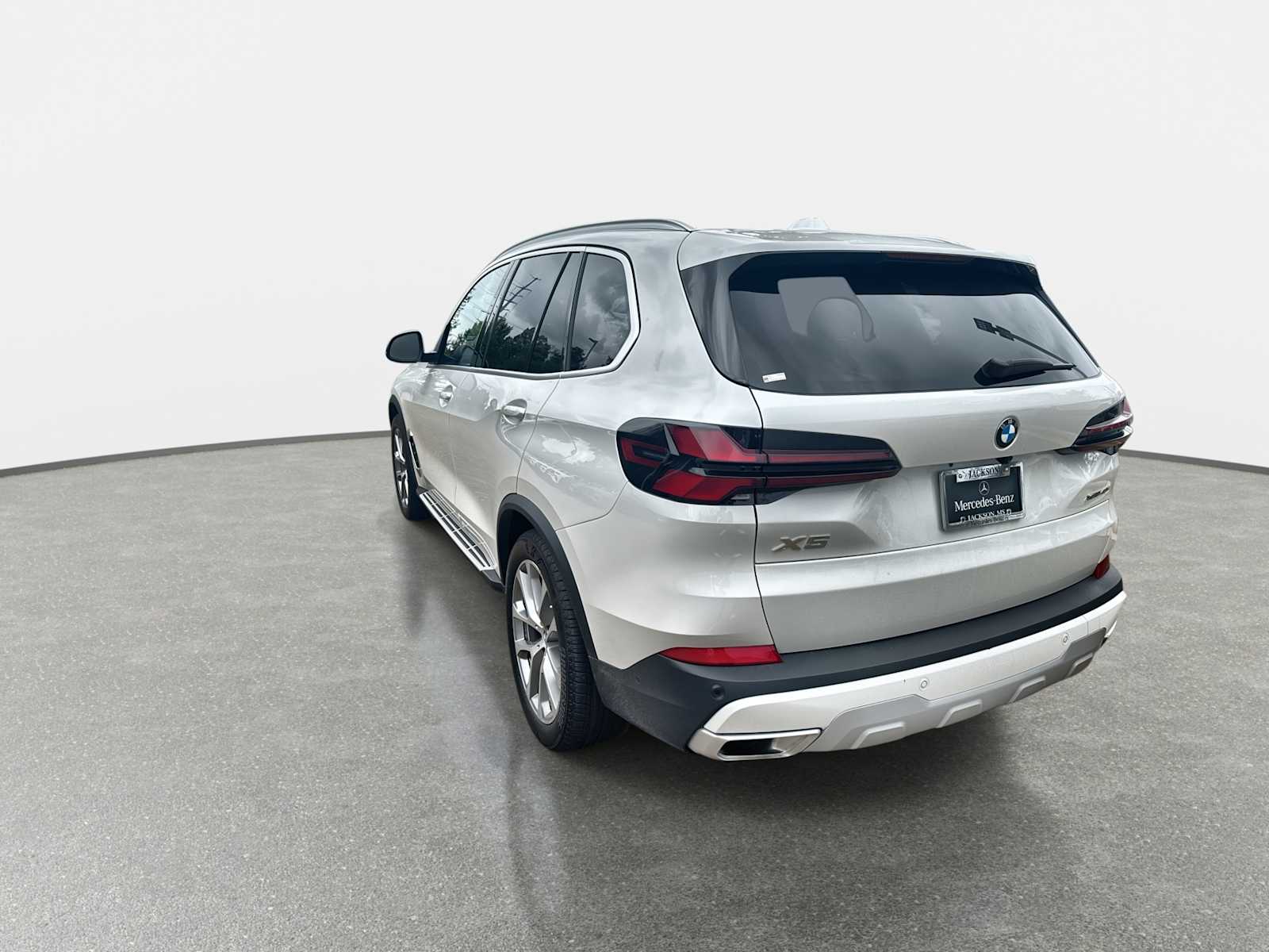 Thumbnail: 2026 BMW X5 - 5