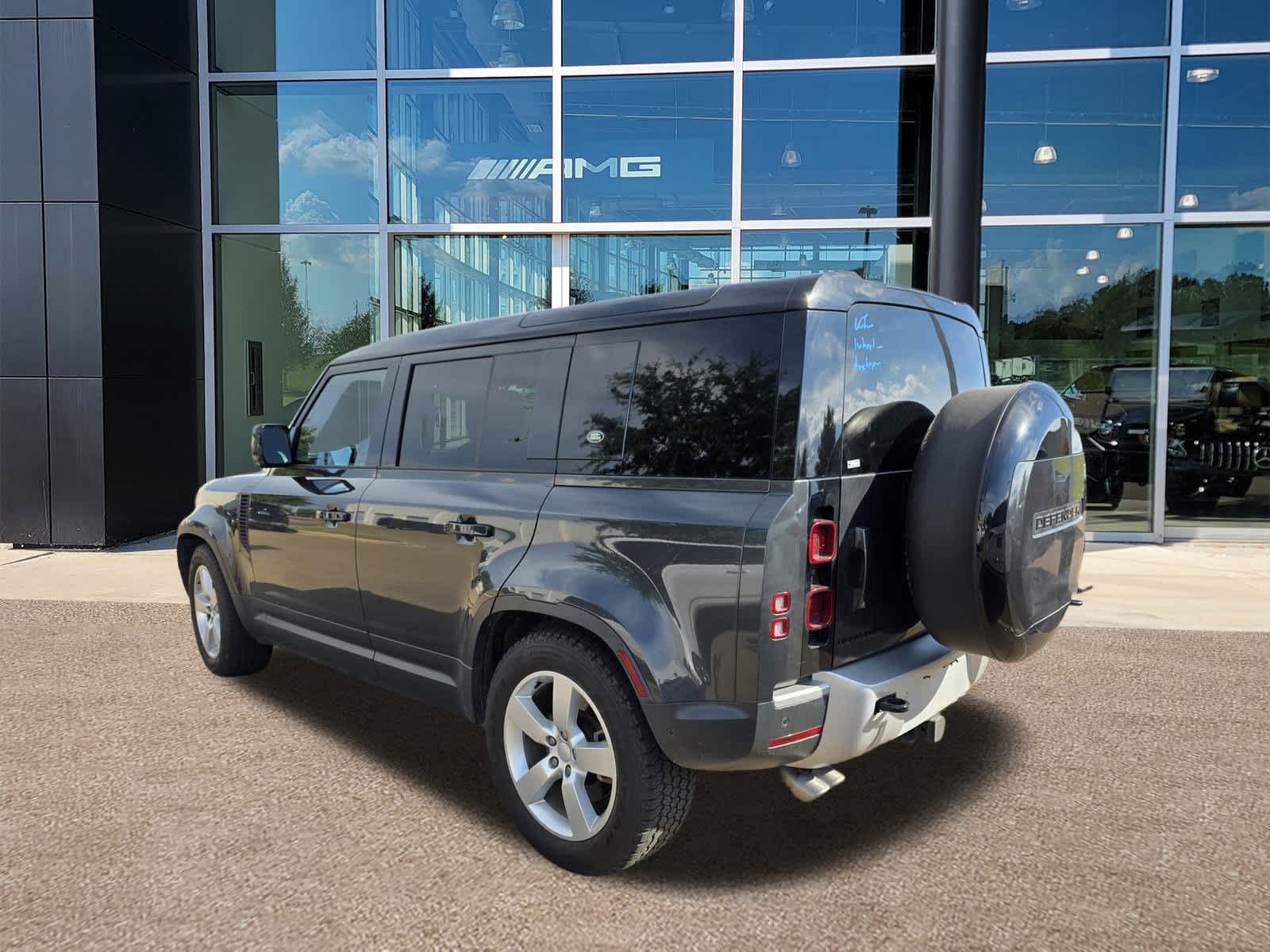 Thumbnail: 2024 Land Rover Defender - 8