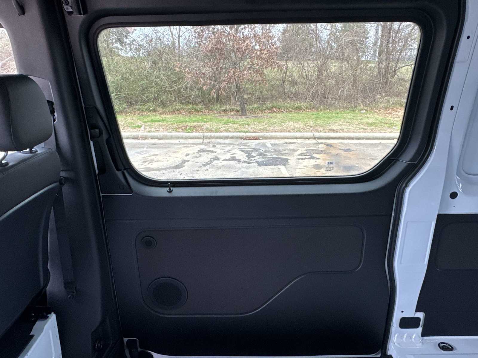 Thumbnail: 2026 Mercedes-Benz Sprinter - 17