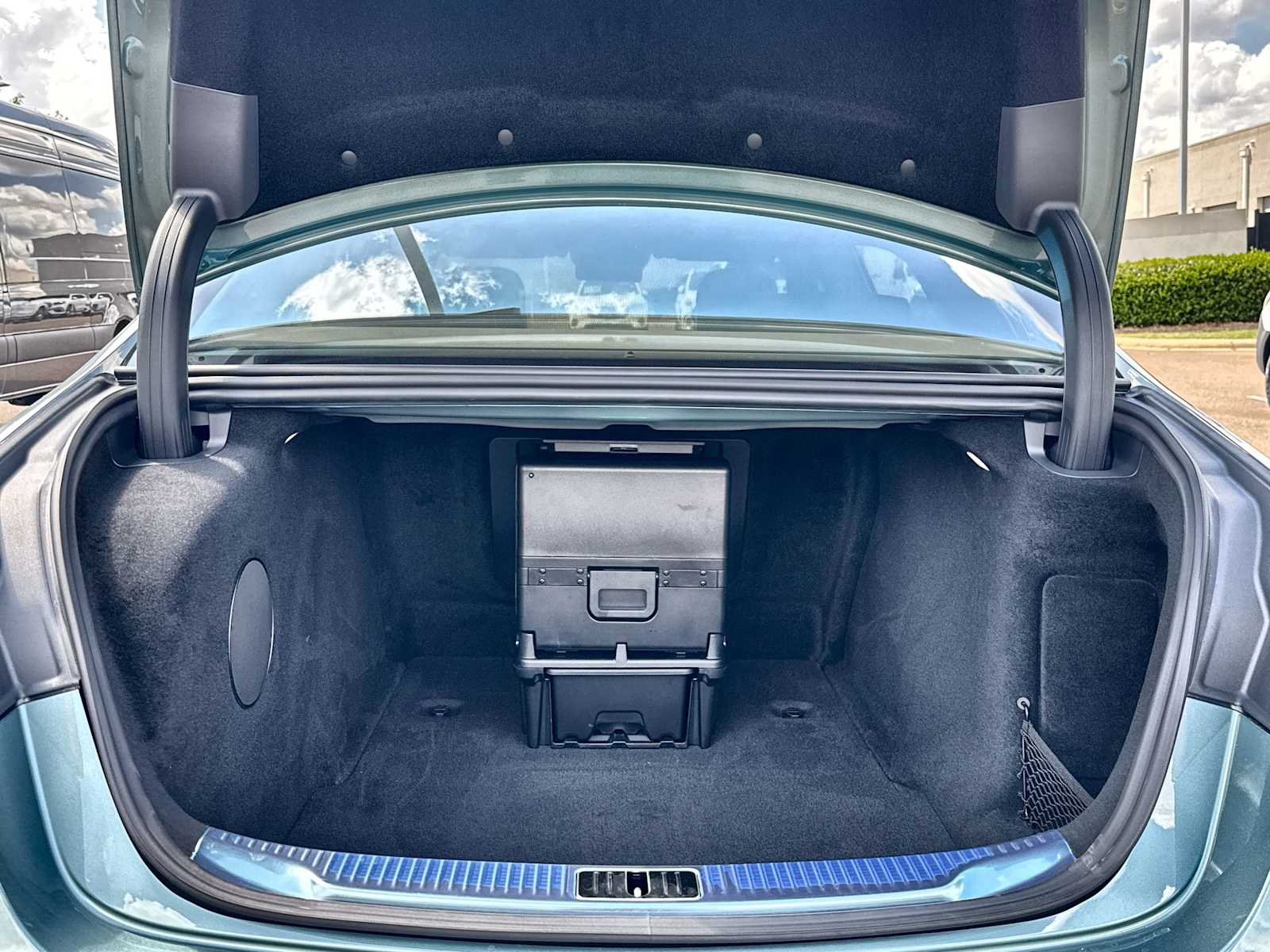 Thumbnail: 2026 Mercedes-Benz S-Class - 17