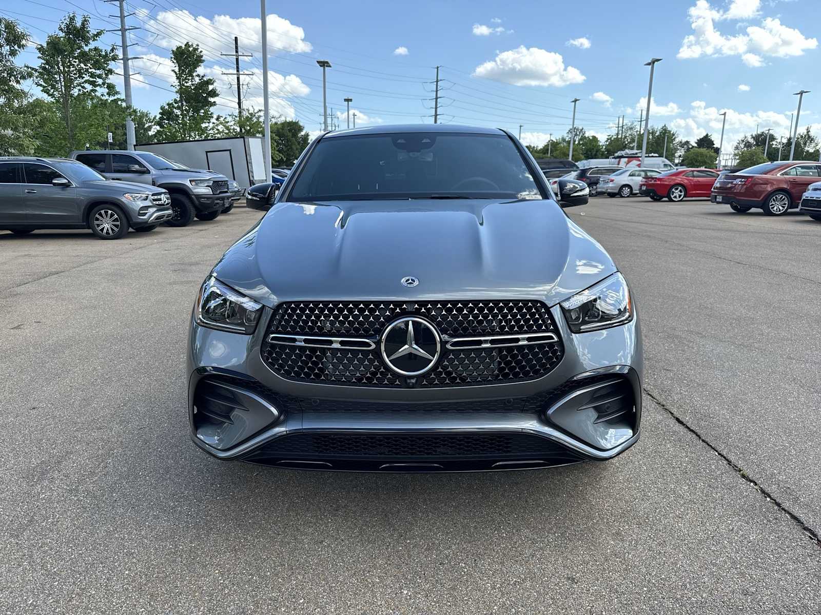 Thumbnail: 2026 Mercedes-Benz GLE - 12