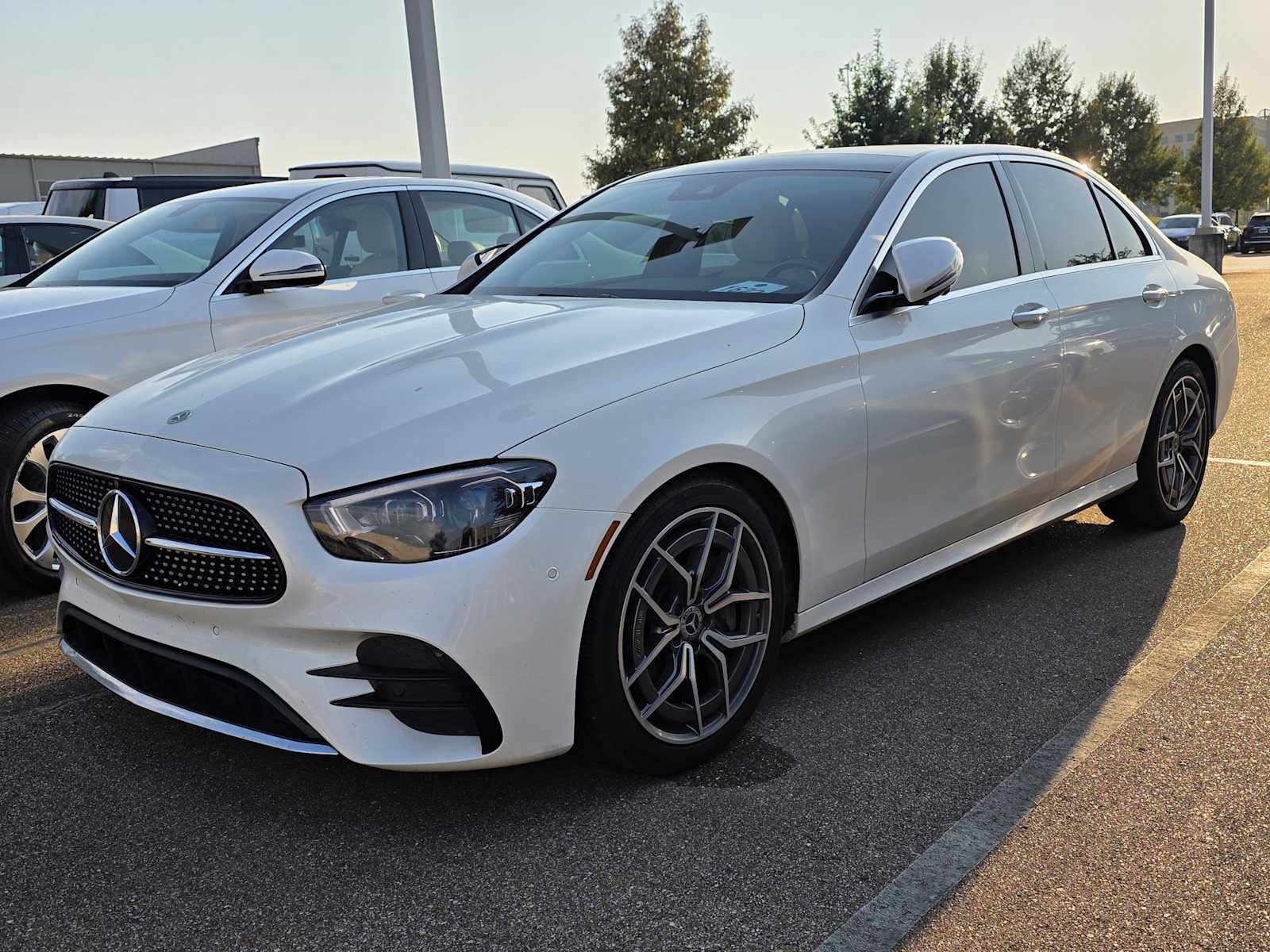 Thumbnail: 2021 Mercedes-Benz E-Class - 5