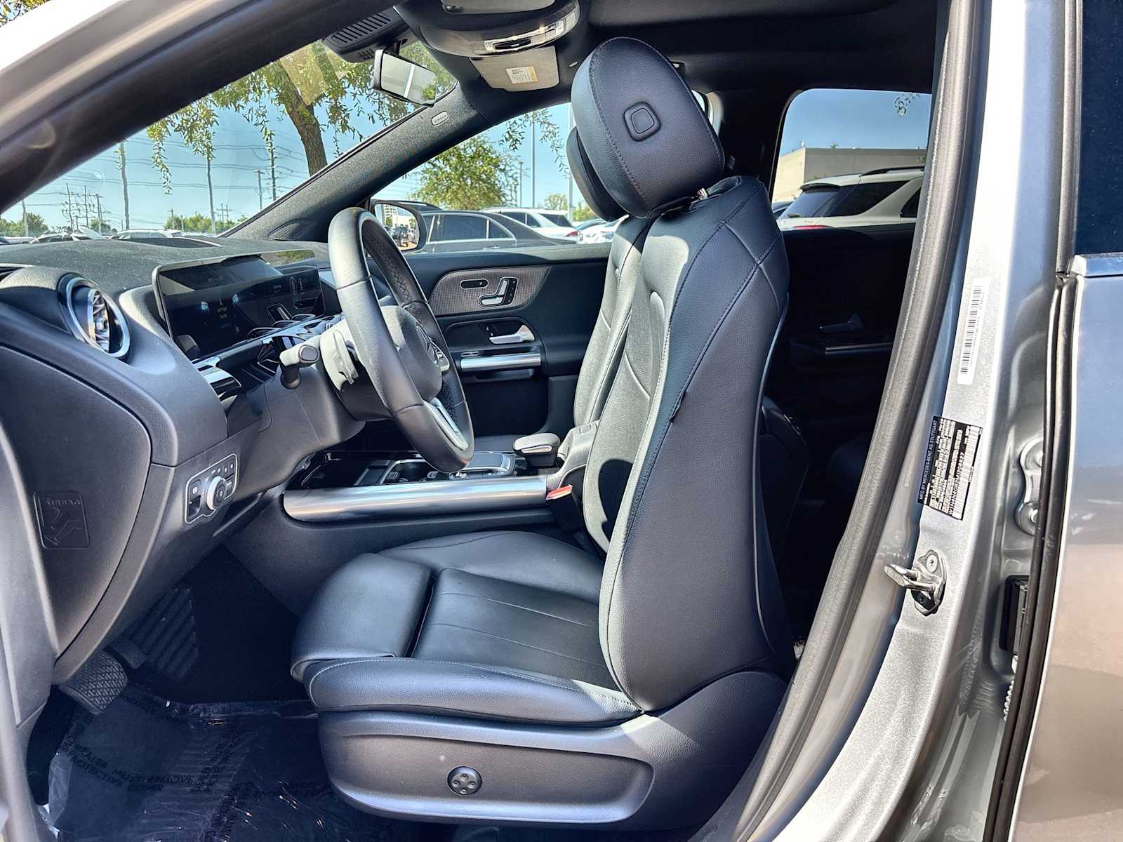 Thumbnail: 2021 Mercedes-Benz GLA - 3