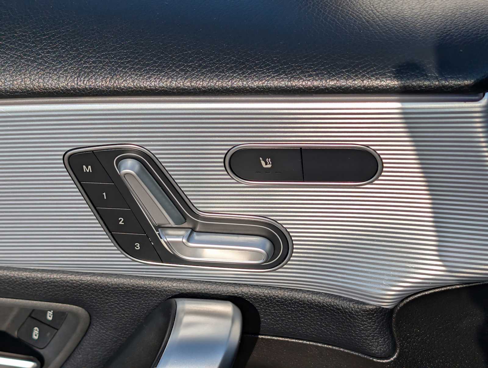 Thumbnail: 2019 Mercedes-Benz A-Class - 11