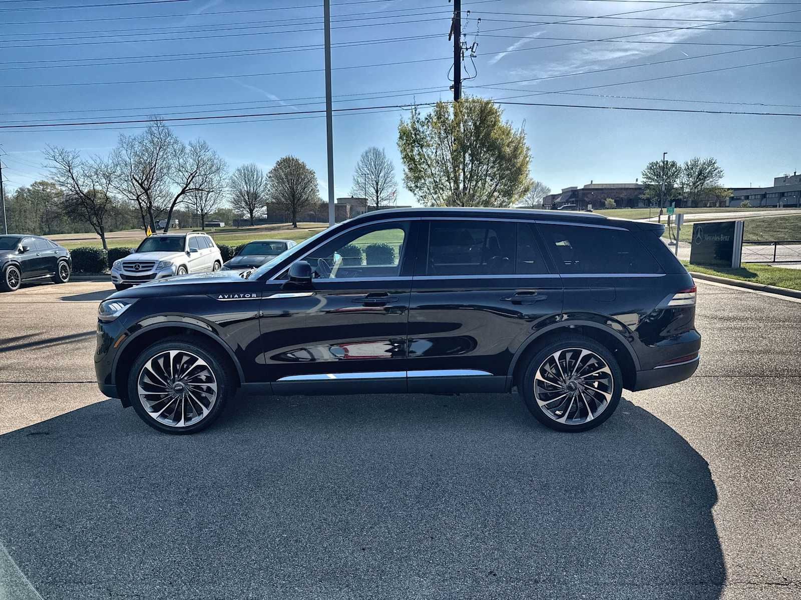 Thumbnail: 2022 Lincoln Aviator - 5