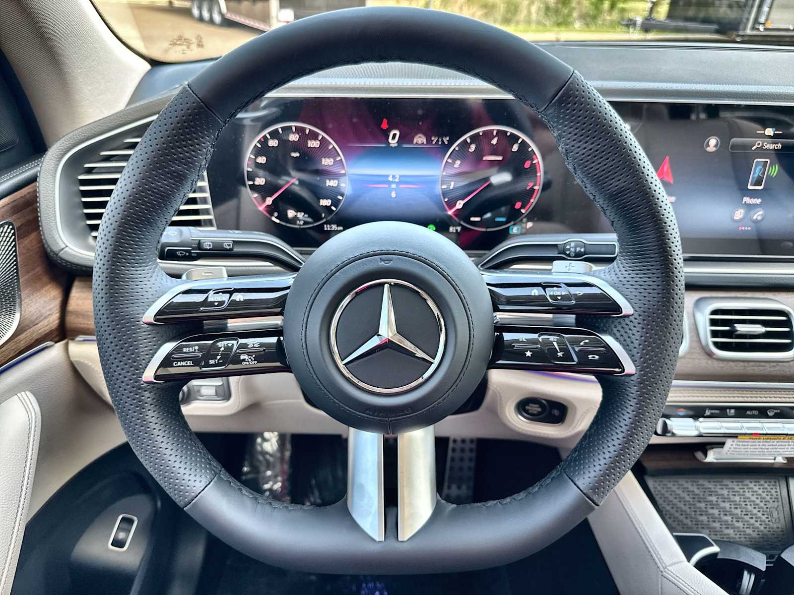 Thumbnail: 2026 Mercedes-Benz GLS - 21