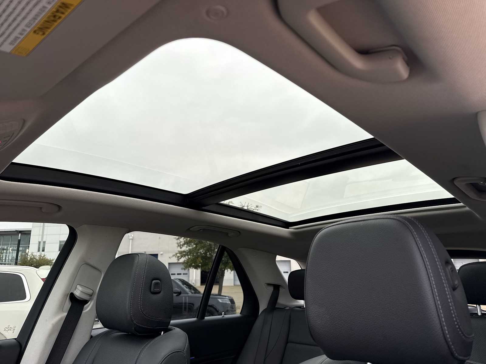 Thumbnail: 2023 Mercedes-Benz GLE - 17