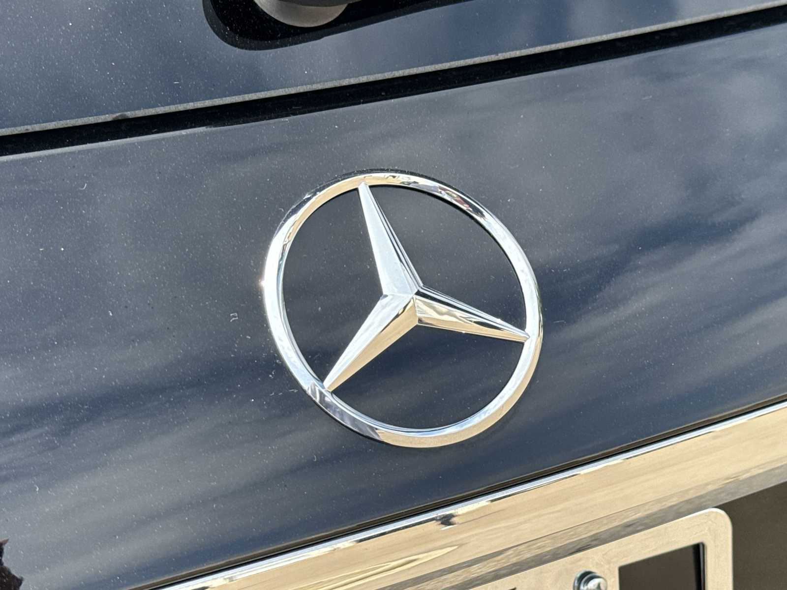 Thumbnail: 2026 Mercedes-Benz GLE - 9